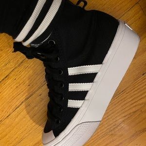 Adidas Nizza platform sneaker